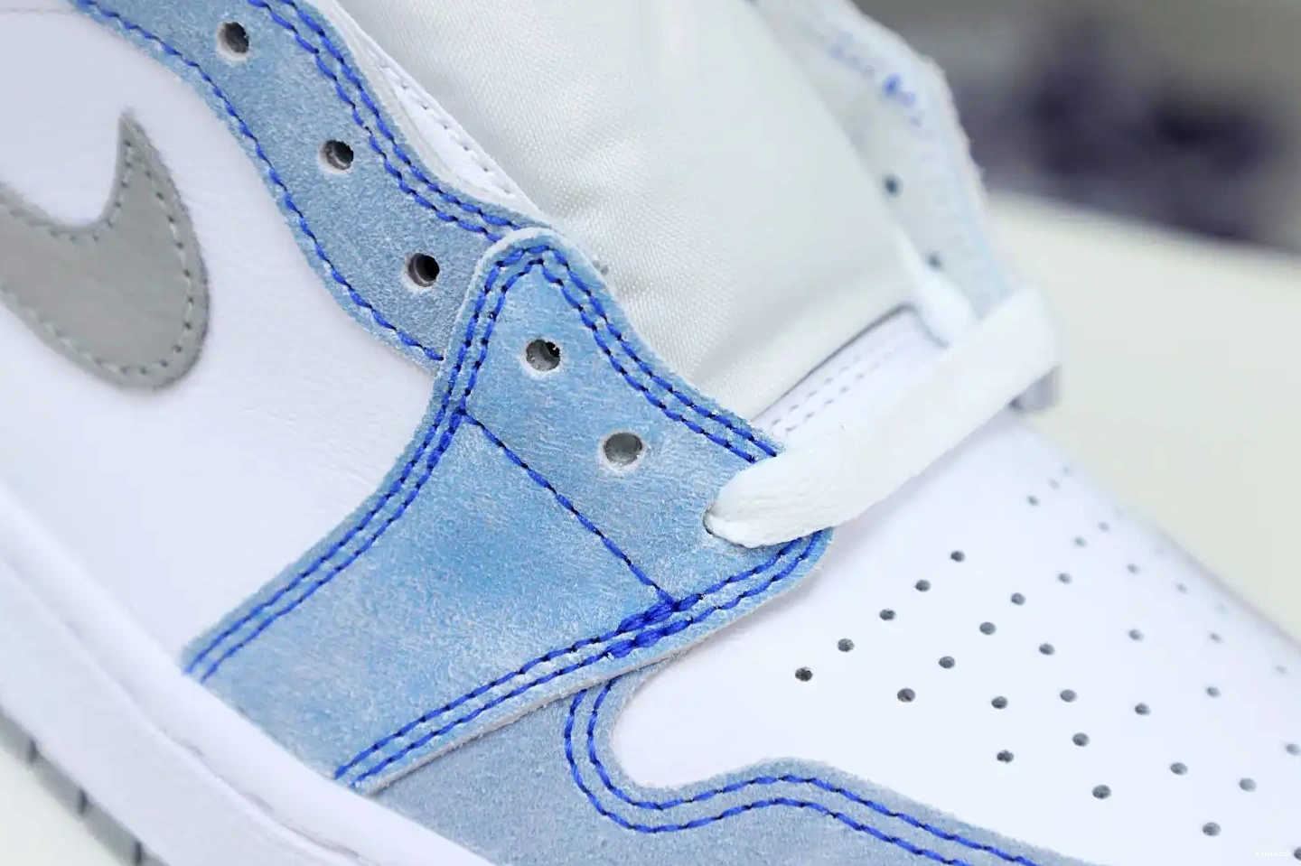 AIR JORDAN 1 HIGH Kimikick OG 'HYPER RETRO ROYAL' 0522